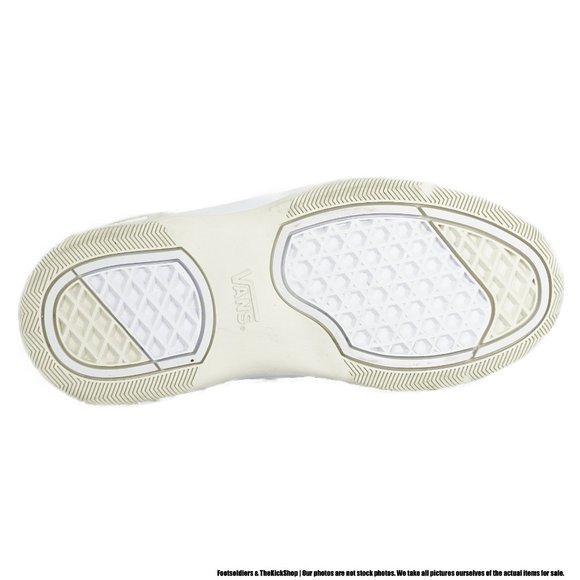 VN0A3WLNXW71 VANS Varix WC Gradient (White) Men Size 4.5 | Women Size 6 - Picture 6 of 7